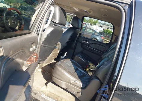 2009 GMC Yukon Xl 1500 Denali z USA, uszkodzony, nr VIN 1GKFK06239R213275